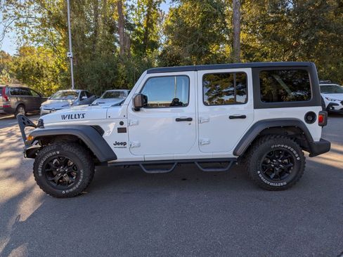 Used 2021 Jeep Wrangler Unlimited Sport image 6