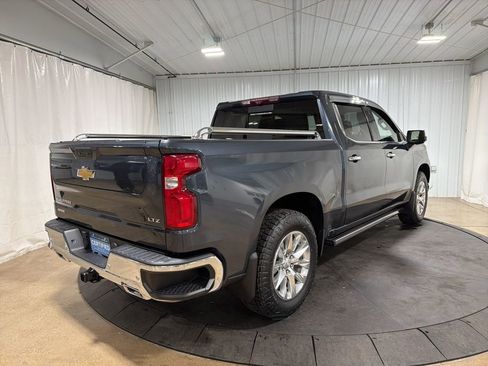 Certified 2022 Chevrolet Silverado 1500 LTZ w/ LTZ Premium Package image 10