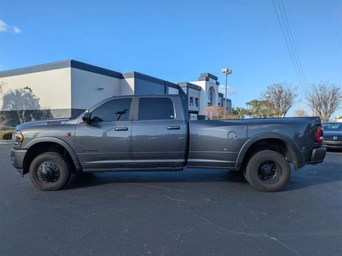 Used 2022 RAM 3500 Limited image 8