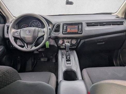 Used 2022 Honda HR-V LX image 16