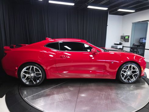 Used 2016 Chevrolet Camaro SS RWD image 14