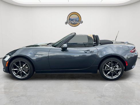 Used 2016 MAZDA MX-5 Miata Grand Touring RWD image 8