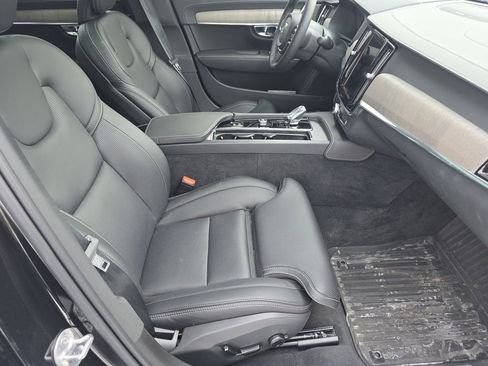 Used 2024 Volvo S90 B6 Ultimate w/ Protection Package Premier image 21