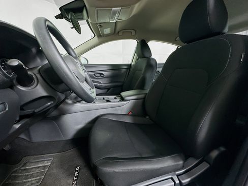 Used 2025 Nissan Sentra S image 13