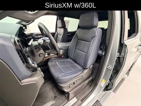 Used 2024 Chevrolet Silverado 1500 High Country w/ High Country Premium Package image 10