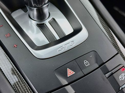 Used 2019 Porsche 911 GT3 RWD image 31