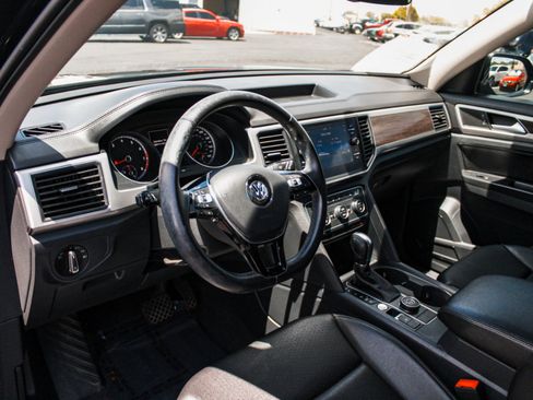 Used 2018 Volkswagen Atlas SE AWD/4WD image 8