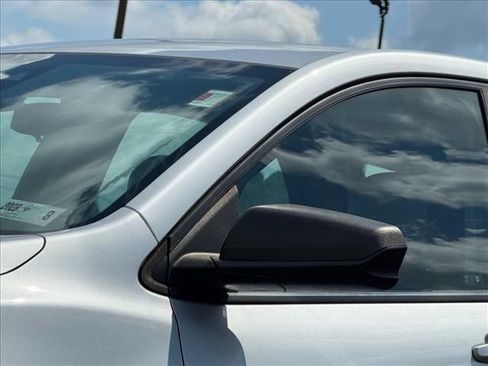 Used 2022 Chevrolet Equinox LS w/ LPO, Floor Liner Package AWD/4WD image 26