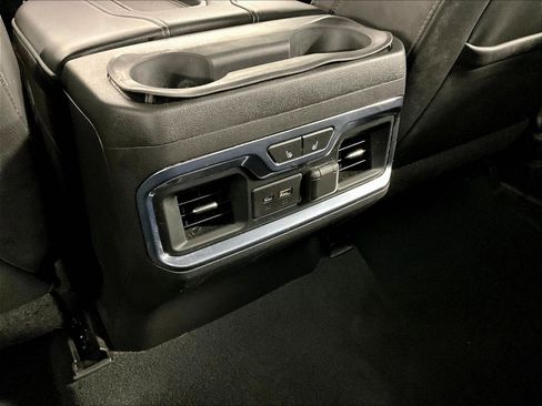Used 2021 Chevrolet Silverado 1500 High Country AWD/4WD image 11