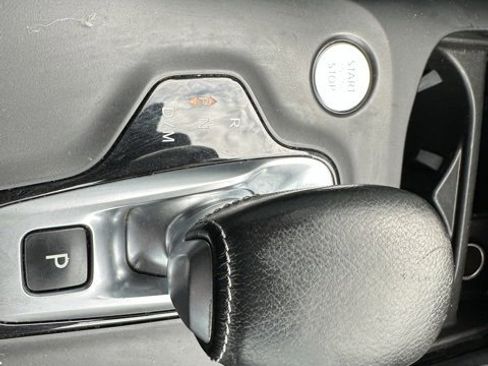 Used 2019 INFINITI QX50 Essential w/ Premium Heat Package image 13