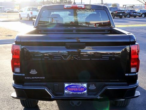Used 2024 Chevrolet Colorado W/T image 13