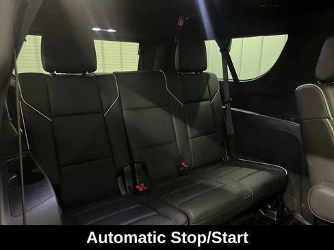 Used 2022 Cadillac Escalade ESV Sport AWD/4WD image 18
