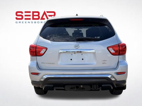 Used 2017 Nissan Pathfinder SL w/ SL Premium Package AWD/4WD image 9