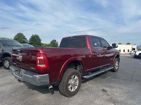 Used 2022 RAM 2500 Laramie AWD/4WD image 3
