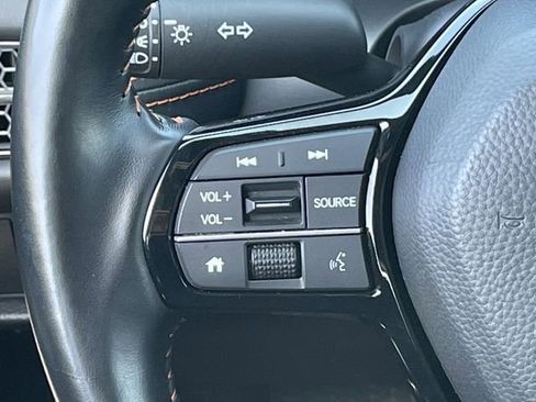 Used 2025 Honda HR-V Sport image 12