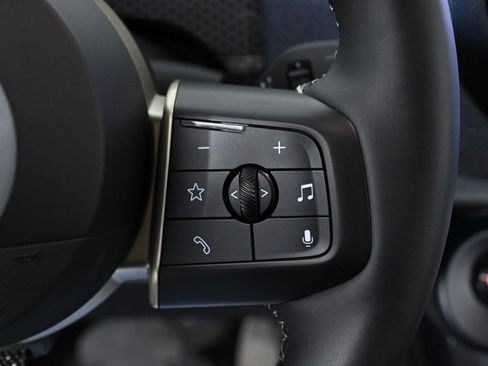 Used 2025 MINI Cooper Countryman S w/ Comfort Package Max image 13