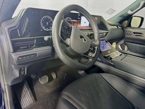 New 2026 INFINITI QX80 Autograph w/ Premium Cargo Package image 11