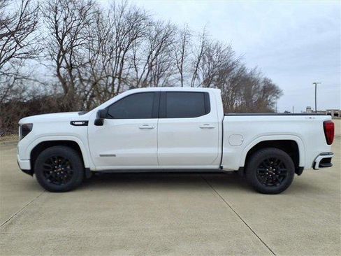 Used 2024 GMC Sierra 1500 Elevation image 2