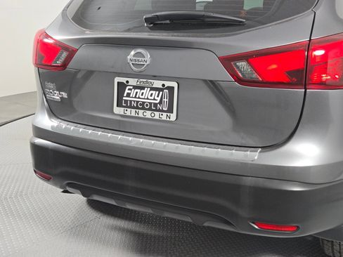Used 2017 Nissan Rogue Sport S w/ S Appearance Package FWD image 5