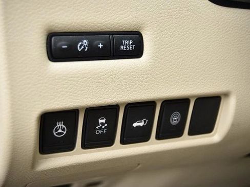 Certified 2022 Nissan Murano SL w/ SL Moonroof Package image 13