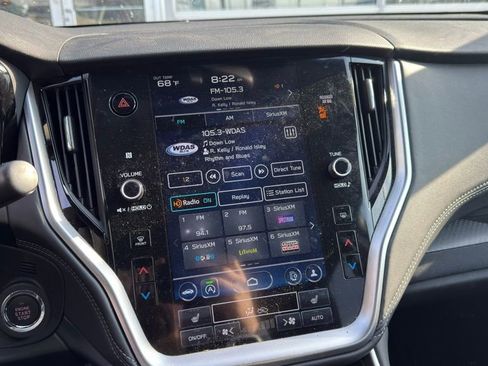 Used 2023 Subaru Outback Premium AWD/4WD image 12