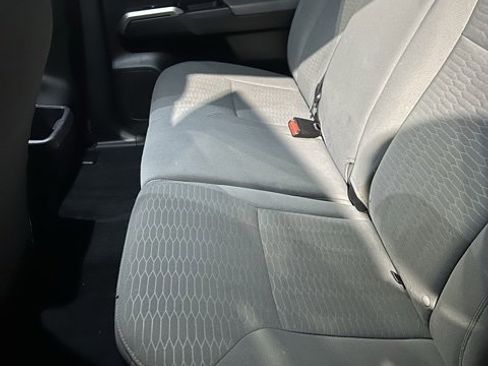 Used 2017 Toyota Tacoma SR5 image 7