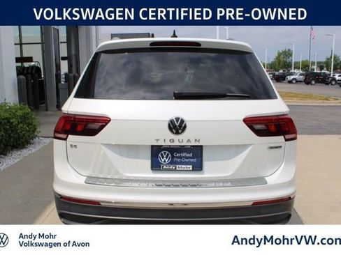 Used 2023 Volkswagen Tiguan SE AWD/4WD image 8