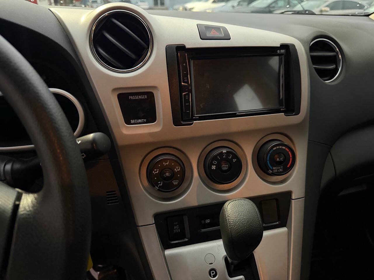 Used 2009 Toyota Matrix S FWD image 13