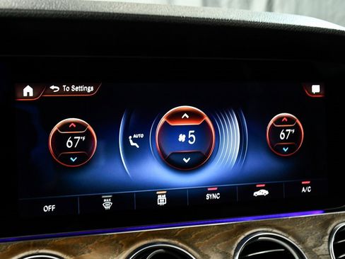 Used 2022 Mercedes-Benz E 450 4MATIC All-Terrain Wagon image 29