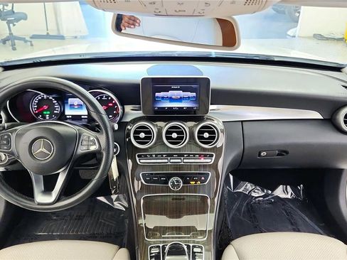 Used 2015 Mercedes-Benz C 300 4MATIC Sedan image 35