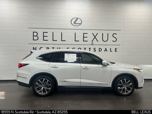 Used 2022 Acura MDX w/ Technology Package AWD/4WD image 3