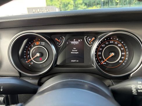 Used 2022 Jeep Wrangler Unlimited Sport AWD/4WD image 57