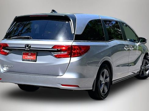 Used 2024 Honda Odyssey EX image 5