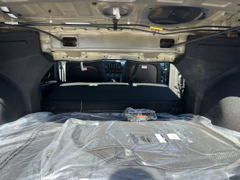 New 2026 Hyundai Elantra SE image 32