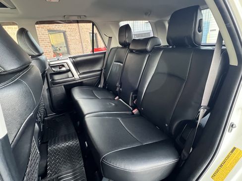 Used 2018 Toyota 4Runner Limited image 19