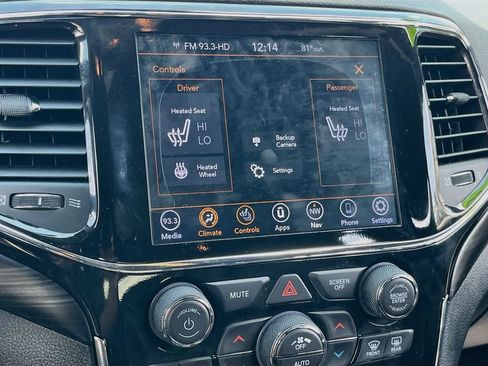 Certified 2022 Jeep Grand Cherokee Laredo X RWD image 20