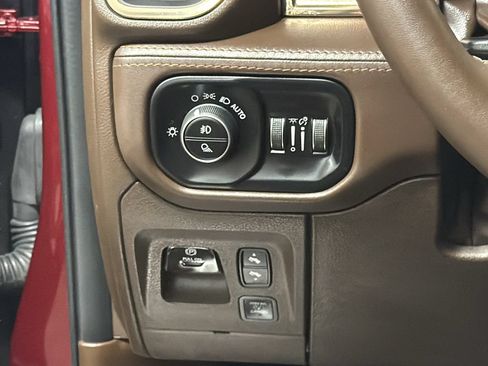 Used 2025 RAM 1500 Limited w/ Bed Utility Group AWD/4WD image 20