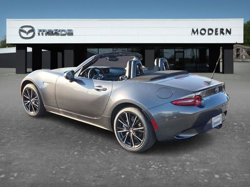 New 2026 MAZDA MX-5 Miata Grand Touring RWD image 36