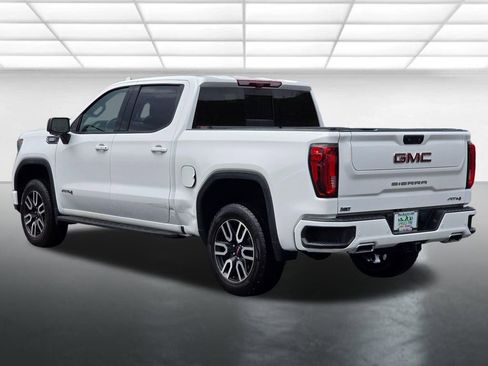 Used 2024 GMC Sierra 1500 AT4 w/ Technology Package AWD/4WD image 16