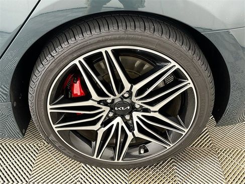 Used 2023 Kia Stinger GT2 image 22