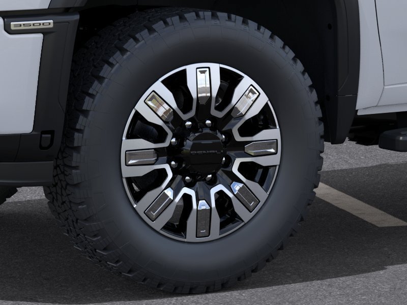 New 2026 GMC Sierra 3500 Denali w/ Denali Reserve Package AWD/4WD image 9