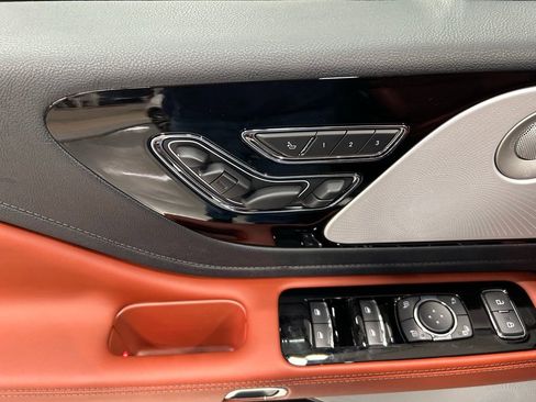 New 2026 Lincoln Aviator Reserve image 12