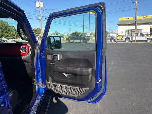 Used 2020 Jeep Wrangler Unlimited Rubicon AWD/4WD image 24