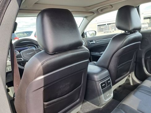 Used 2022 Chrysler 300 Touring L w/ Popular Equipment Group image 21