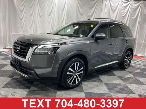 Used 2023 Nissan Pathfinder Platinum AWD/4WD image 1
