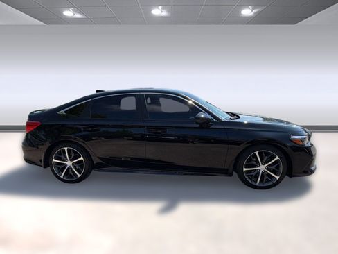 Used 2024 Honda Civic Touring image 8