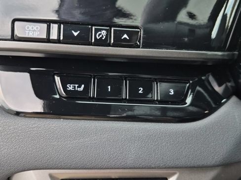 Used 2023 Lexus RX 350 w/ Accessory Package (2T) AWD/4WD image 20