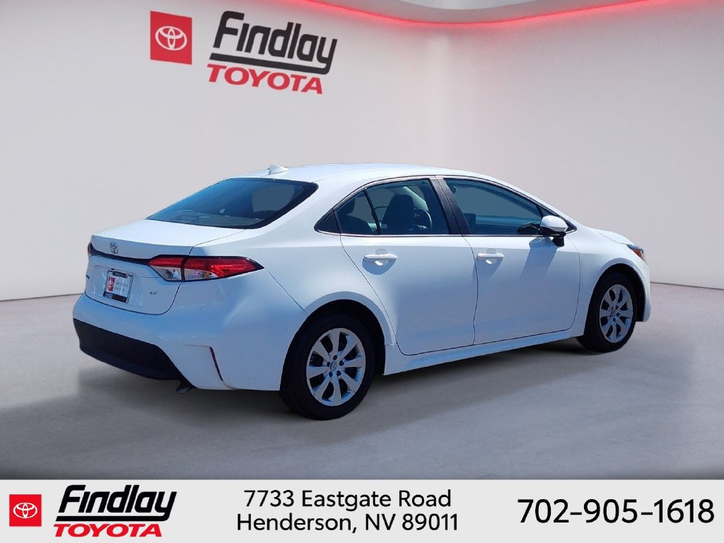 Certified 2025 Toyota Corolla LE FWD image 4