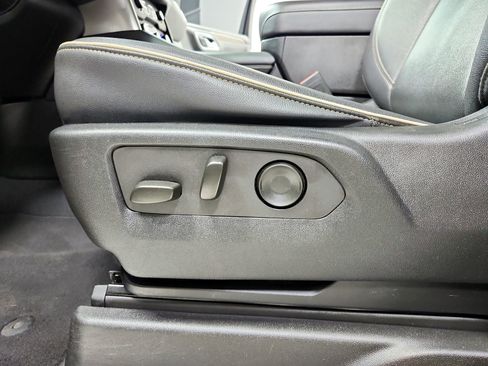 Used 2023 Chevrolet Tahoe Premier image 20