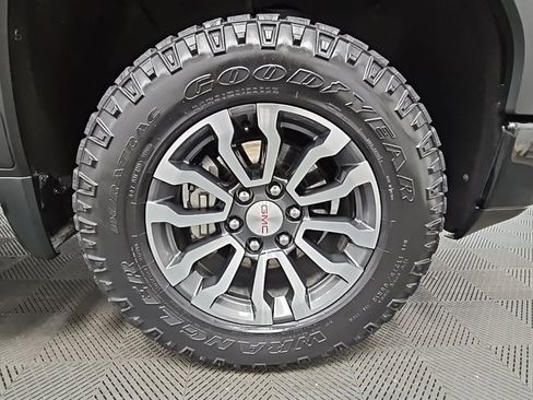Used 2022 GMC Sierra 1500 AT4 w/ AT4 Premium Package image 50